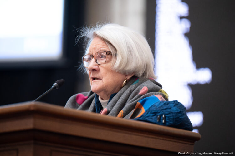 Artificial Intelligencer, Data Centers Key for Coal-Fired Power, Natural Gas Production